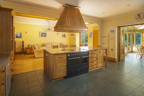 Koka māja - Devons - Ieguldījumi - virtuve - Oriģināla attēla fotogrāfija