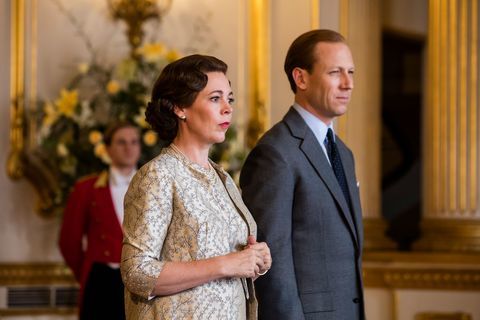 Olīvija Kolmena kā karaliene Elizabete "The Crown" trešajā sezonā.