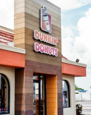 Florida, Arcadia, Dunkin donuts, kafejnīcas ārējā fotogrāfija, kuru autors ir Džefrijs Grīnberģeducation imagesuniversal images group via getty images