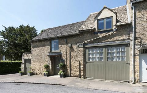 Vecā ugunsdzēsēju depo - ārpuse - Cotswolds - Savills