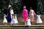 Kāpēc Kate Middleton ieradās pēc karalienes uz Karaliskajām kāzām