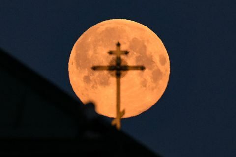 KRIEVIJA-ASTRONOMIJA-SUPERMOON