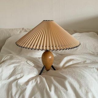 Plisēta Art Deco galda lampa