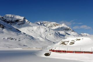 5 dienu ledāja un Bernina ekspresbrauciens no Cīrihes