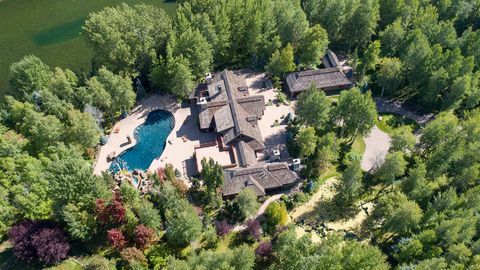 Bruce Willis Sun Valley mājas pārdošana