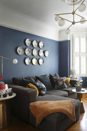 dienvidu londona Viktorijas laikmets mājas stīvs zils farrow bumba fornasetti plates atpūtas dīvāns