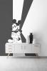 Kelly Hoppen izlaiž Disney Mickey Mouse tapetes, paklājus un gultas piederumu mājas izstrādājumu klāstu