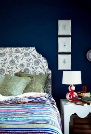 Zils, guļamistaba, istaba, mēbeles, zaļa, naktsgaldiņš, gulta, tirkīzs, gultas palags, interjera dizains, 