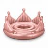 Funboy's Giant Crown Float ļaus jums karaliski atpūsties zelta vai rozā salā